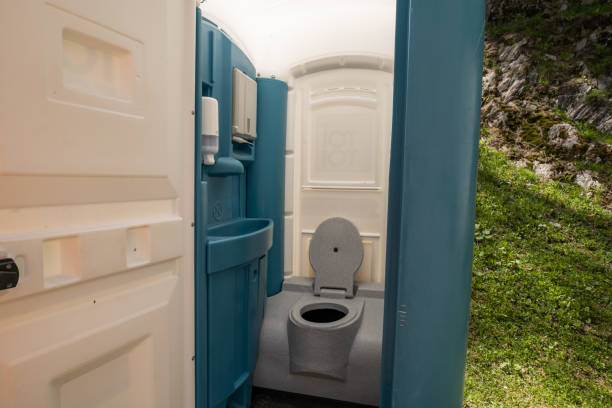 Affordable portable toilet rental in Ames Lake, WA